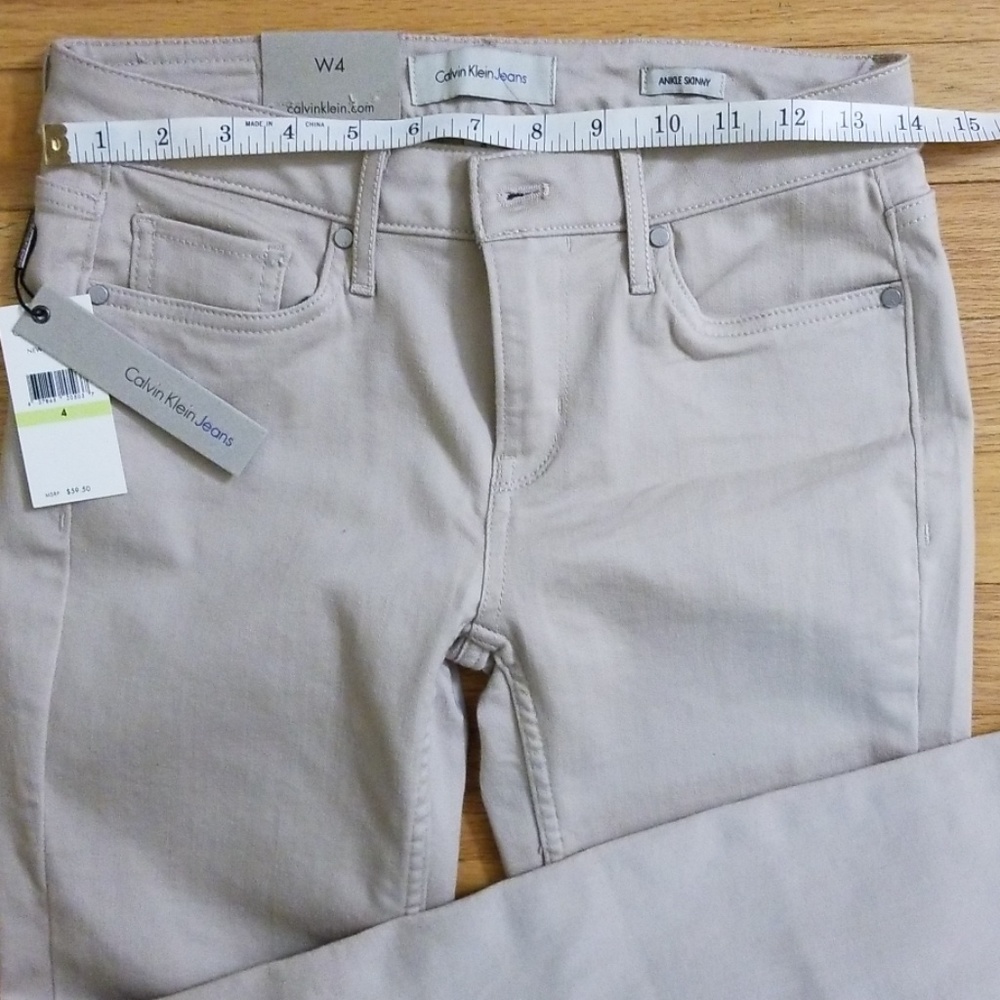 Calvin Klein Jeans - Picture 4 of 7